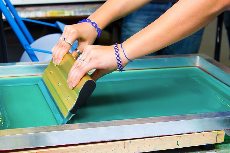 How To Choose The Right Screen Printing Company – networkshamachi